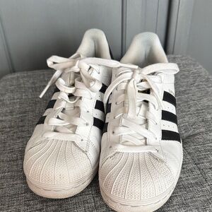 Adidas Superstar Sneakers